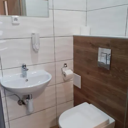 Goscinne Quarto em Acomodações Particulares *